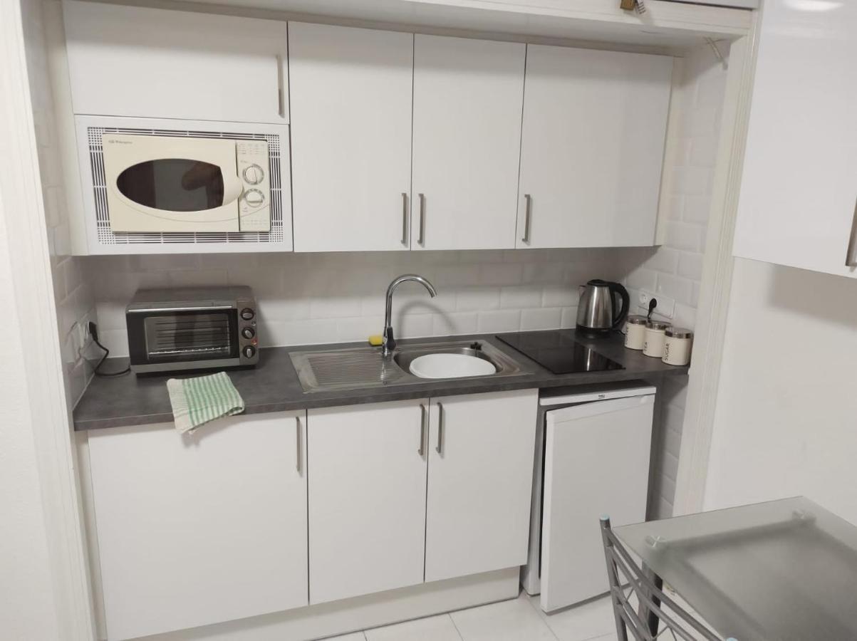 El Mirador, Villamartin, Refurbished,Cot To Hire, Wifi, Pool, Parking Вільямартін Екстер'єр фото