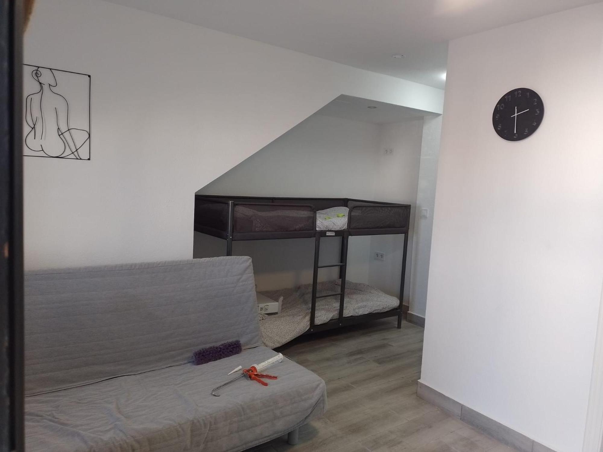 El Mirador, Villamartin, Refurbished,Cot To Hire, Wifi, Pool, Parking Вільямартін Номер фото